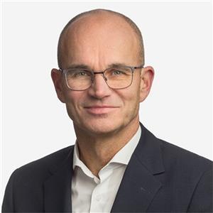 PJ SIMON