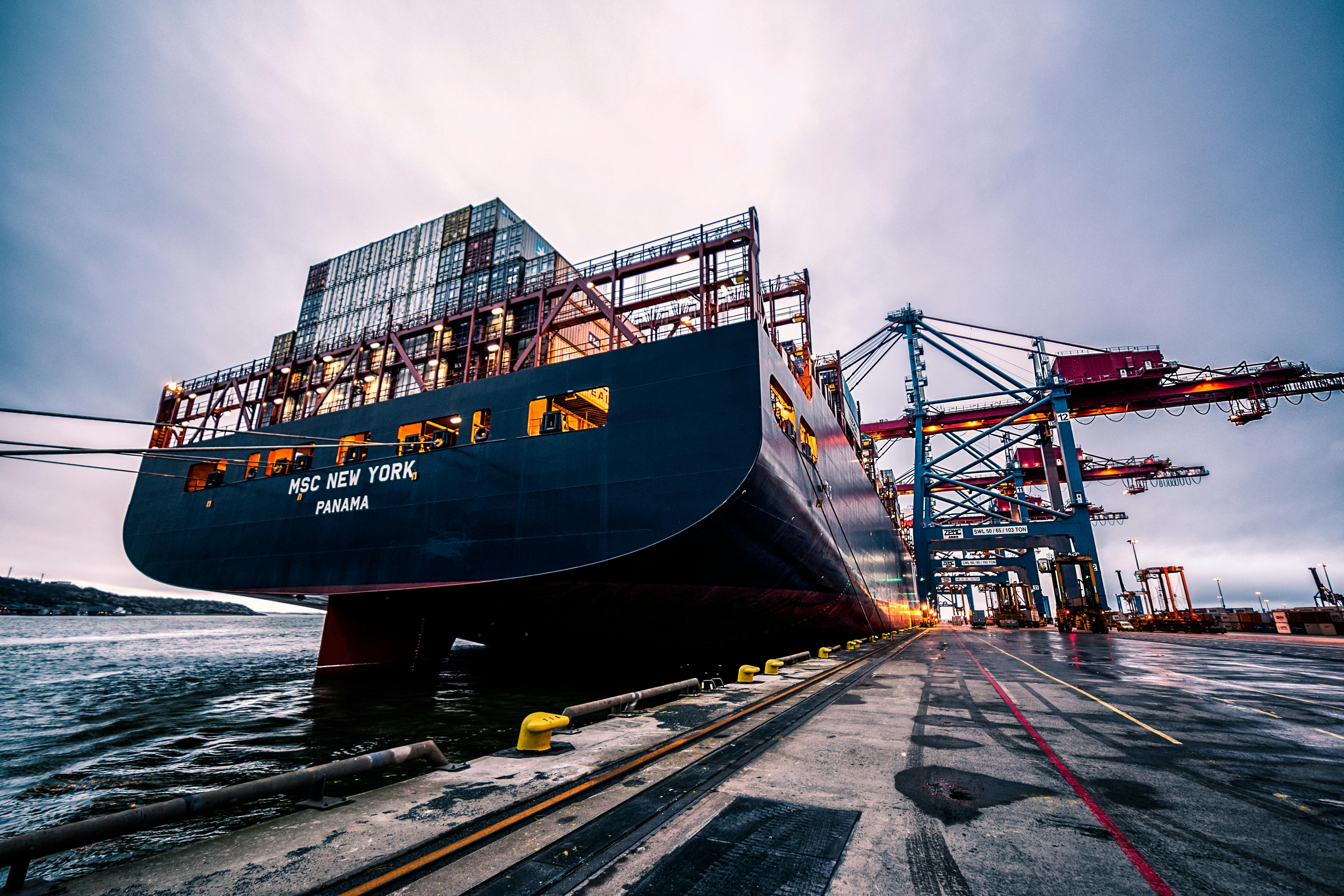 Navel Shipbuilding